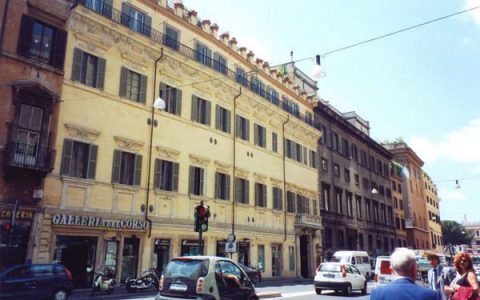 Roma (RM) - Palazzo in Corso Vittorio Emanuele